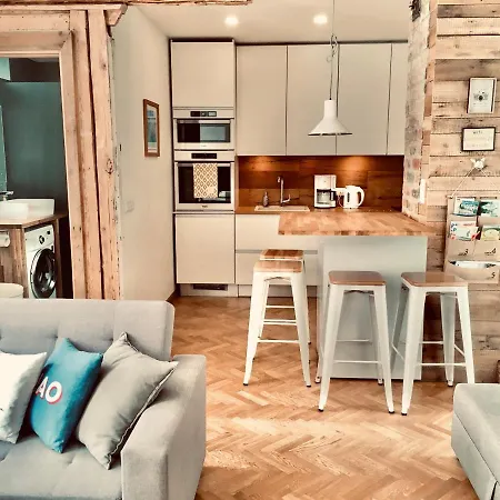 Paernu Apartment شقة *